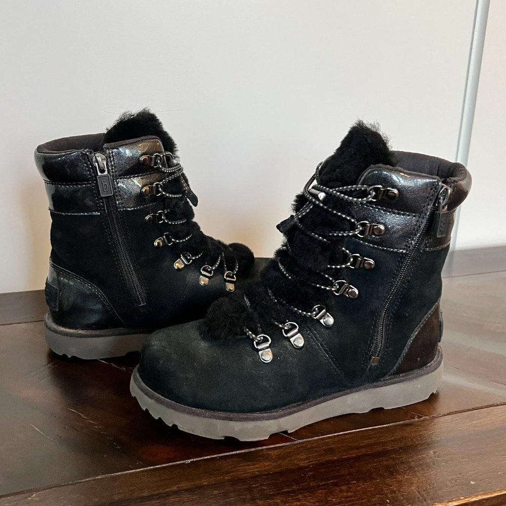 UGG Youth Girl's Black Glitter Water Proof VIKI Boots - sz 2 1019703K Suede Fur